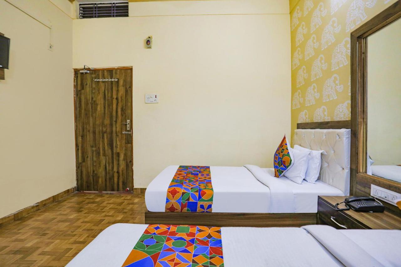 Fabhotel Shivam Palace Varanasi Luaran gambar