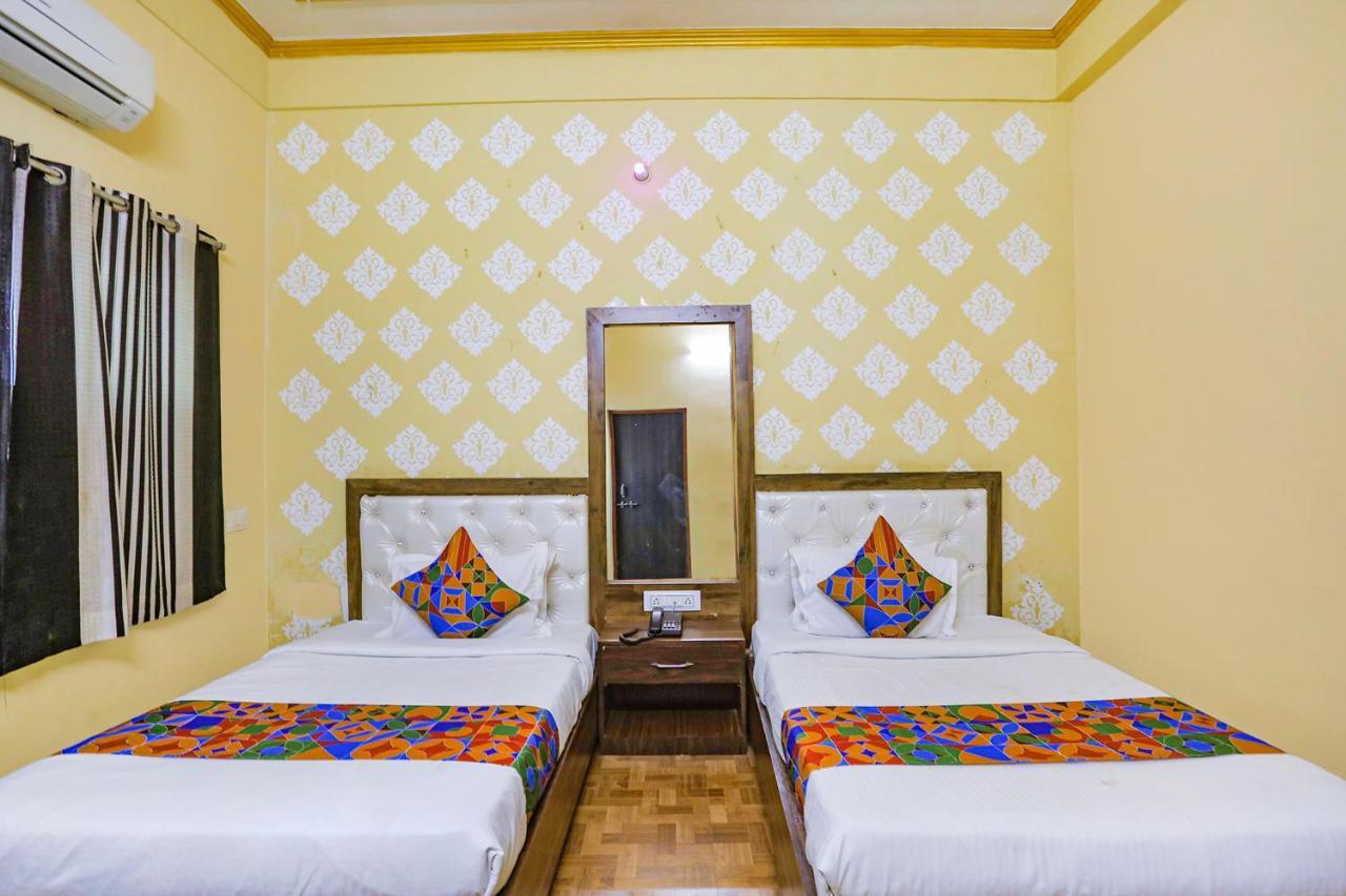 Fabhotel Shivam Palace Varanasi Luaran gambar